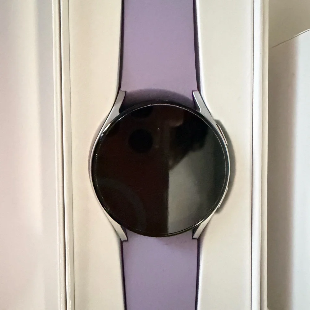 Samsung Lavender Smartwatch and Earbuds Set